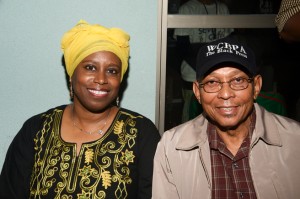Visiting the Bay Area on a five-day fundraising tour for the SF Bay View, former Congresswoman Cynthia McKinney joins Bay View publisher Willie Ratcliff at a gathering Friday, Aug. 21, at the Black Dot in West Oakland. Two days later, on Aug. 23, she learned that a “journalist” who had called for her lynching in 2006 was working at the time for the FBI. – Photo: Kamau Amen-Ra
